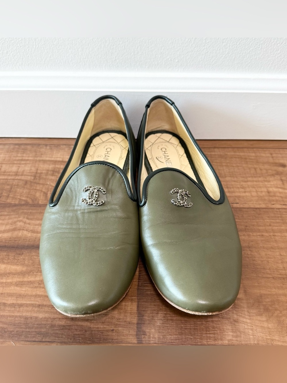 CHANEL Loafers - Picture 4 of 8